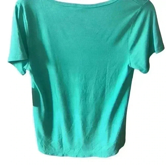 Lularoe Small Kelly Green Classic T. NWT. Hi‎ / lo hem , scoop neck - Picture 2 of 6